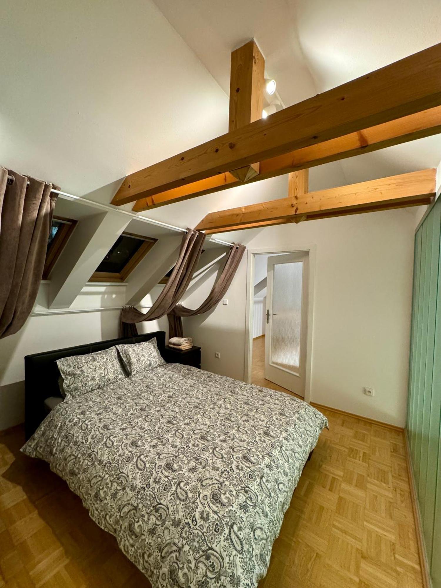 Dalimilova Apartamento *